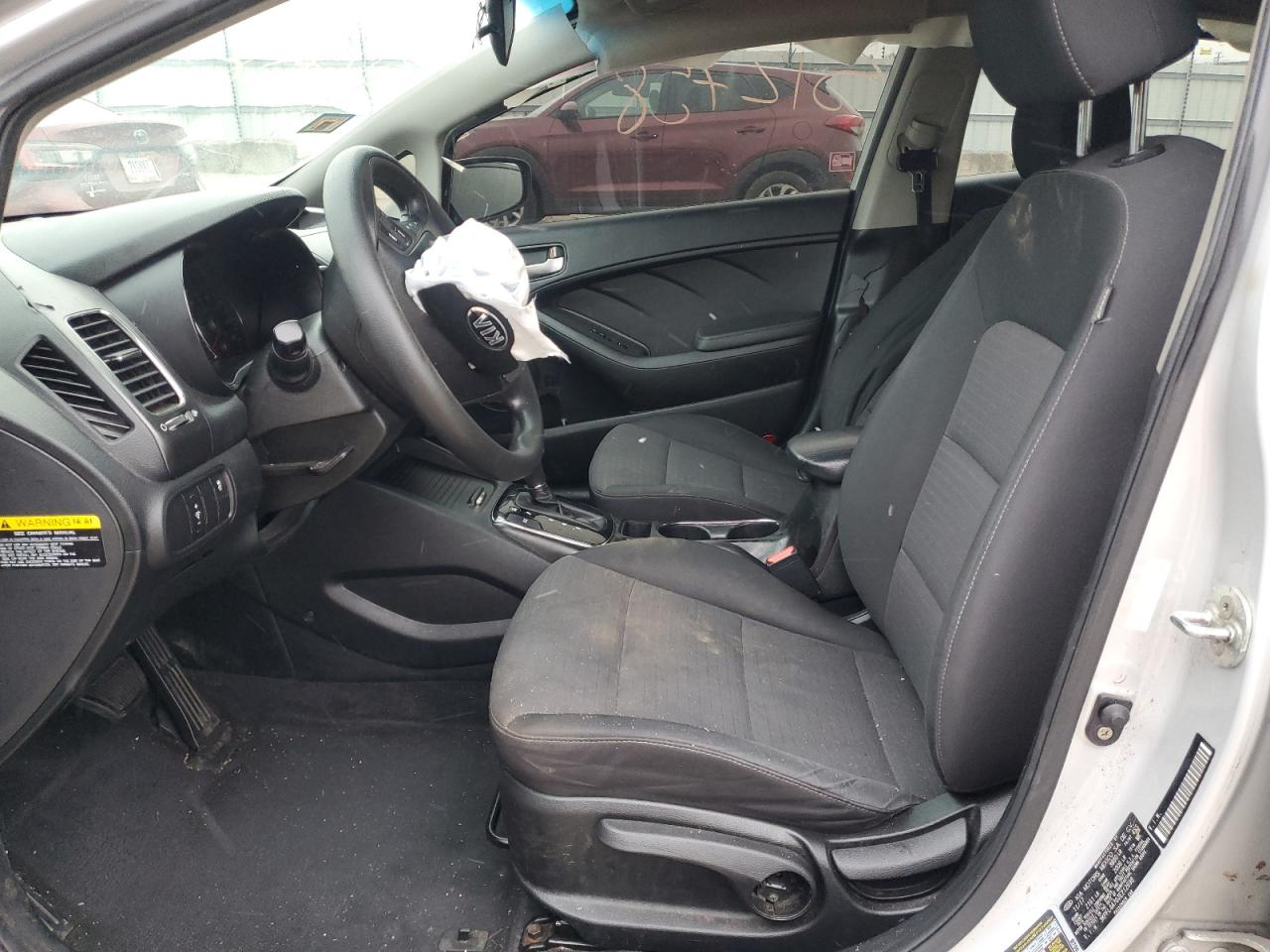 2018 Kia Forte - Image 7