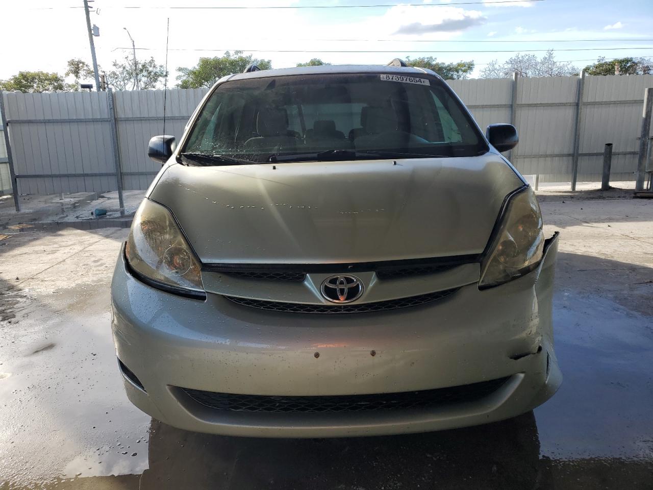 2006 Toyota Sienna - Image 5