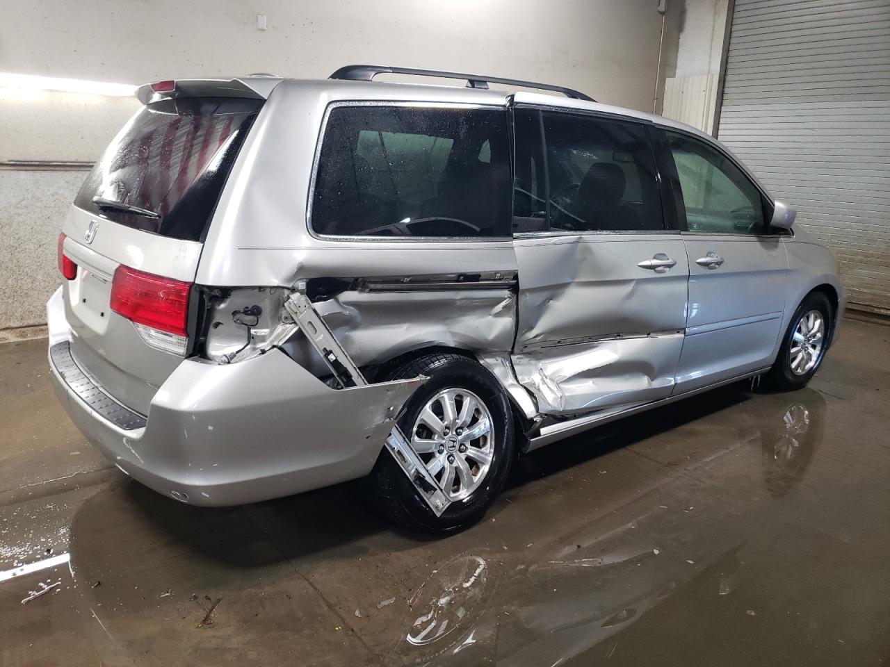 2008 Honda Odyssey - Image 3