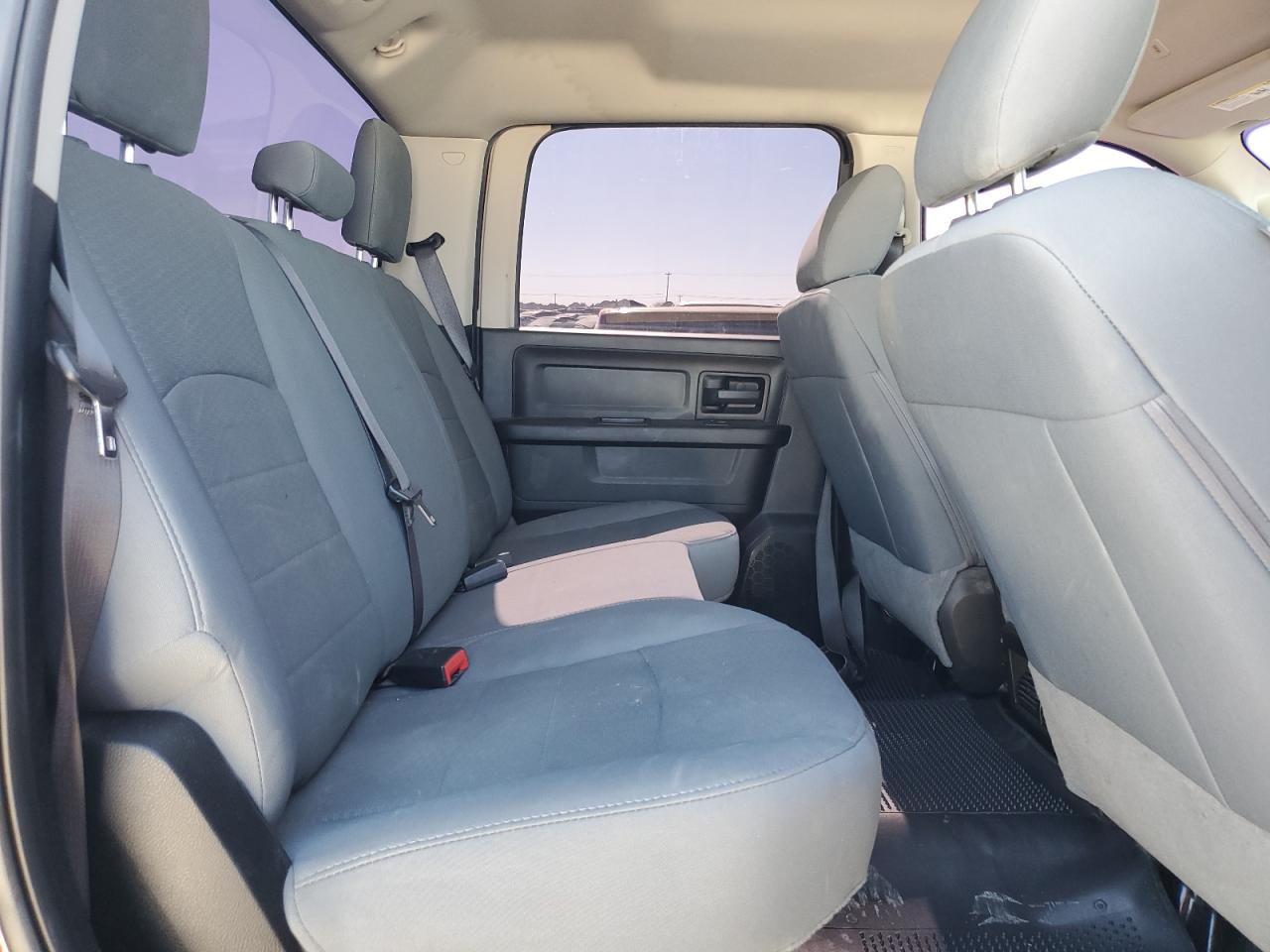 2018 RAM 2500 - Image 10
