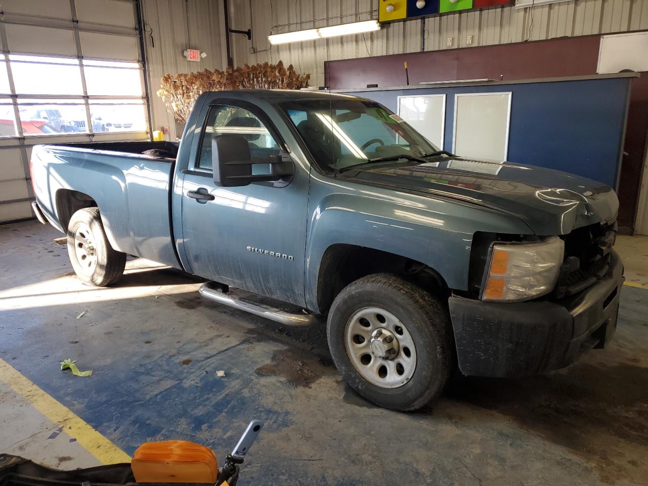 2011 Chevrolet Silverado - Image 4