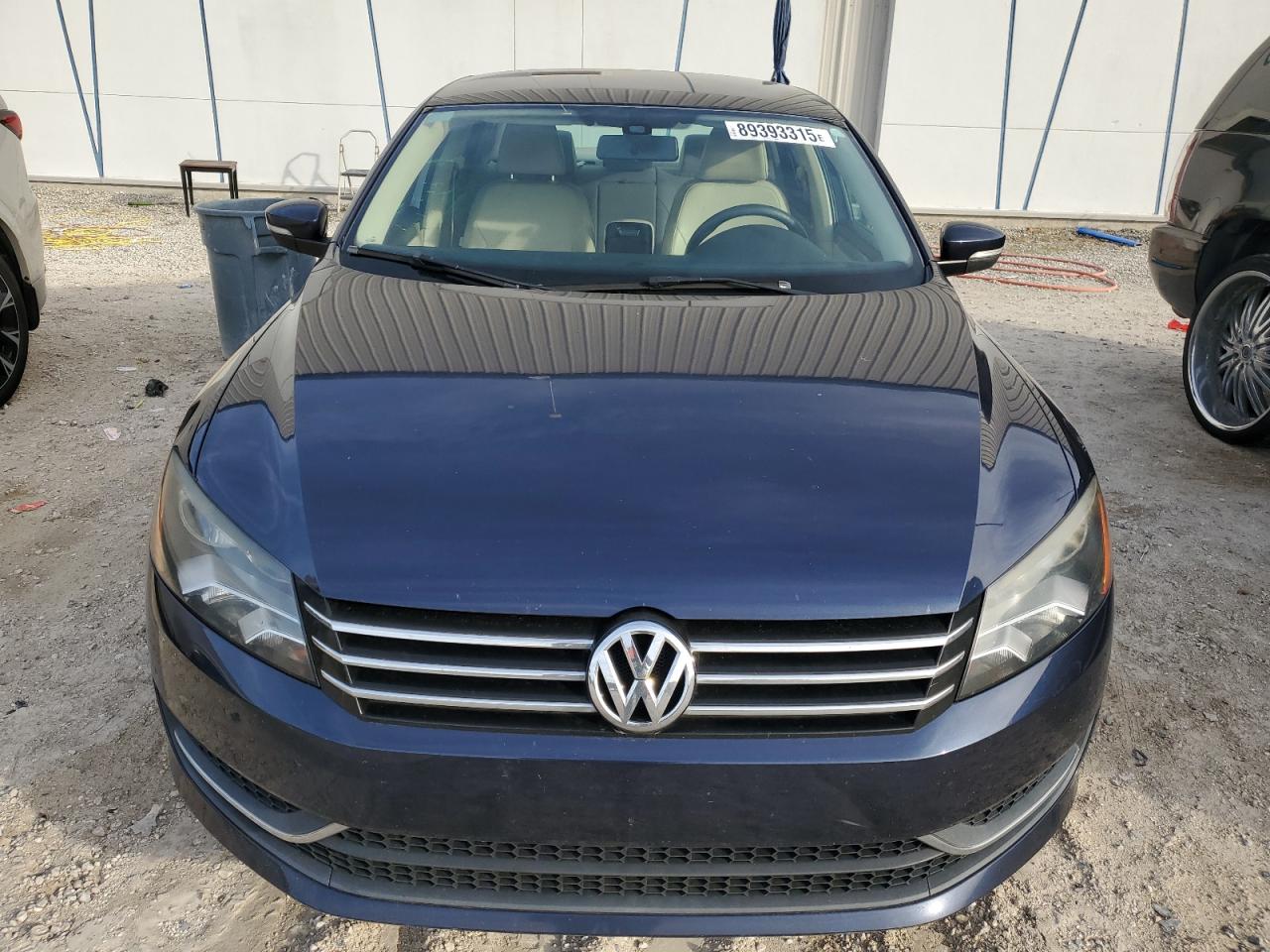 2014 Volkswagen Passat - Image 5