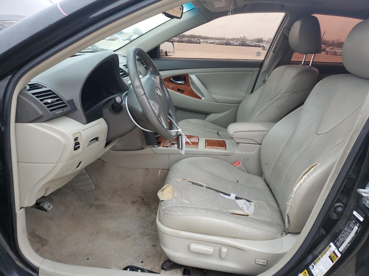 2010 Toyota Camry - Image 7