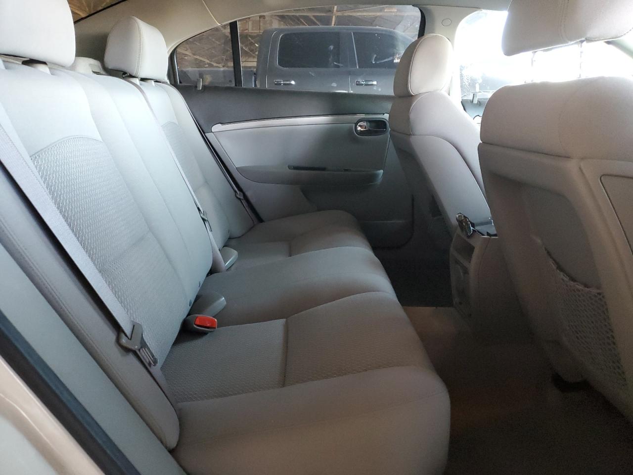 2007 Saturn Aura - Image 10
