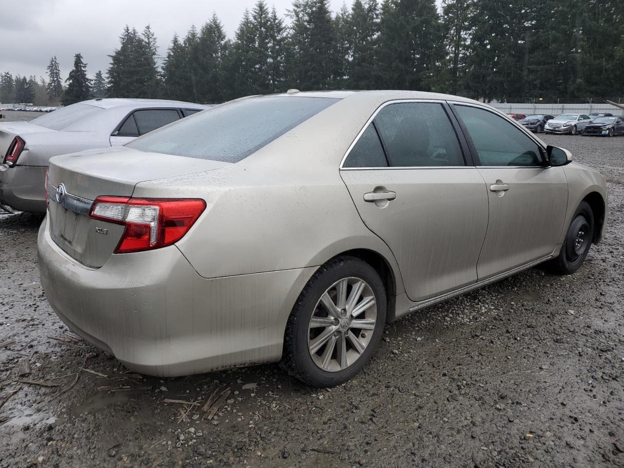 VIN 4T1BF1FK5DU249751 2013 TOYOTA CAMRY no.3