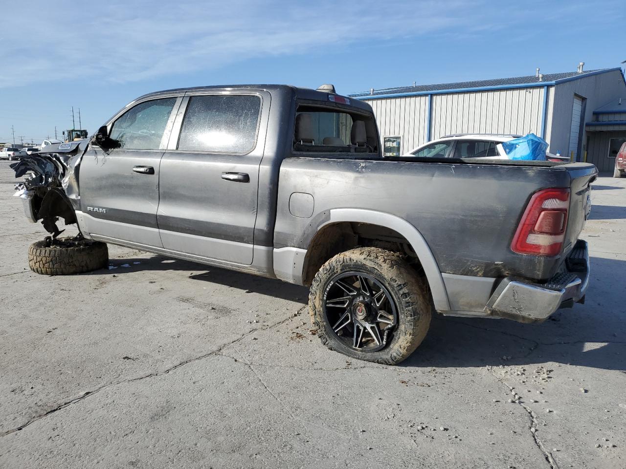 2019 RAM 1500 - Image 2
