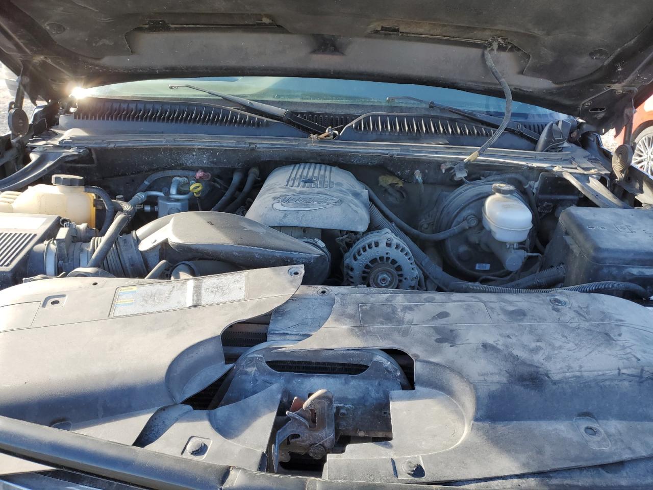 2006 Chevrolet Silverado - Image 12