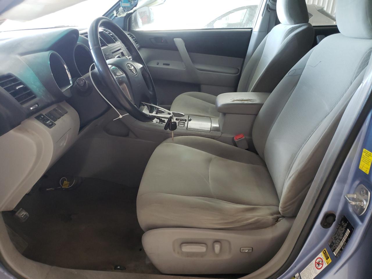 2010 Toyota Highlander - Image 7