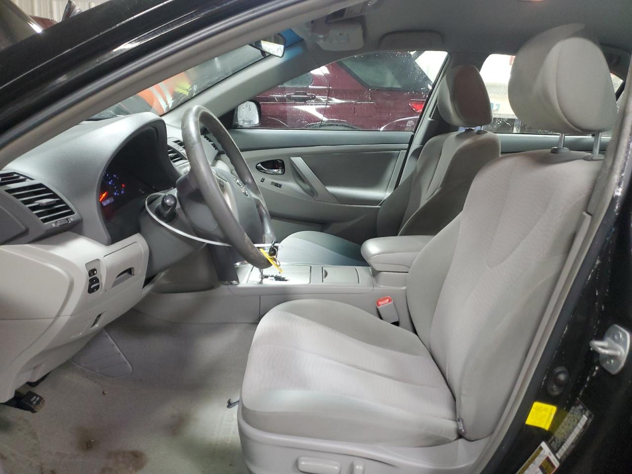 2011 Toyota Camry - Image 7