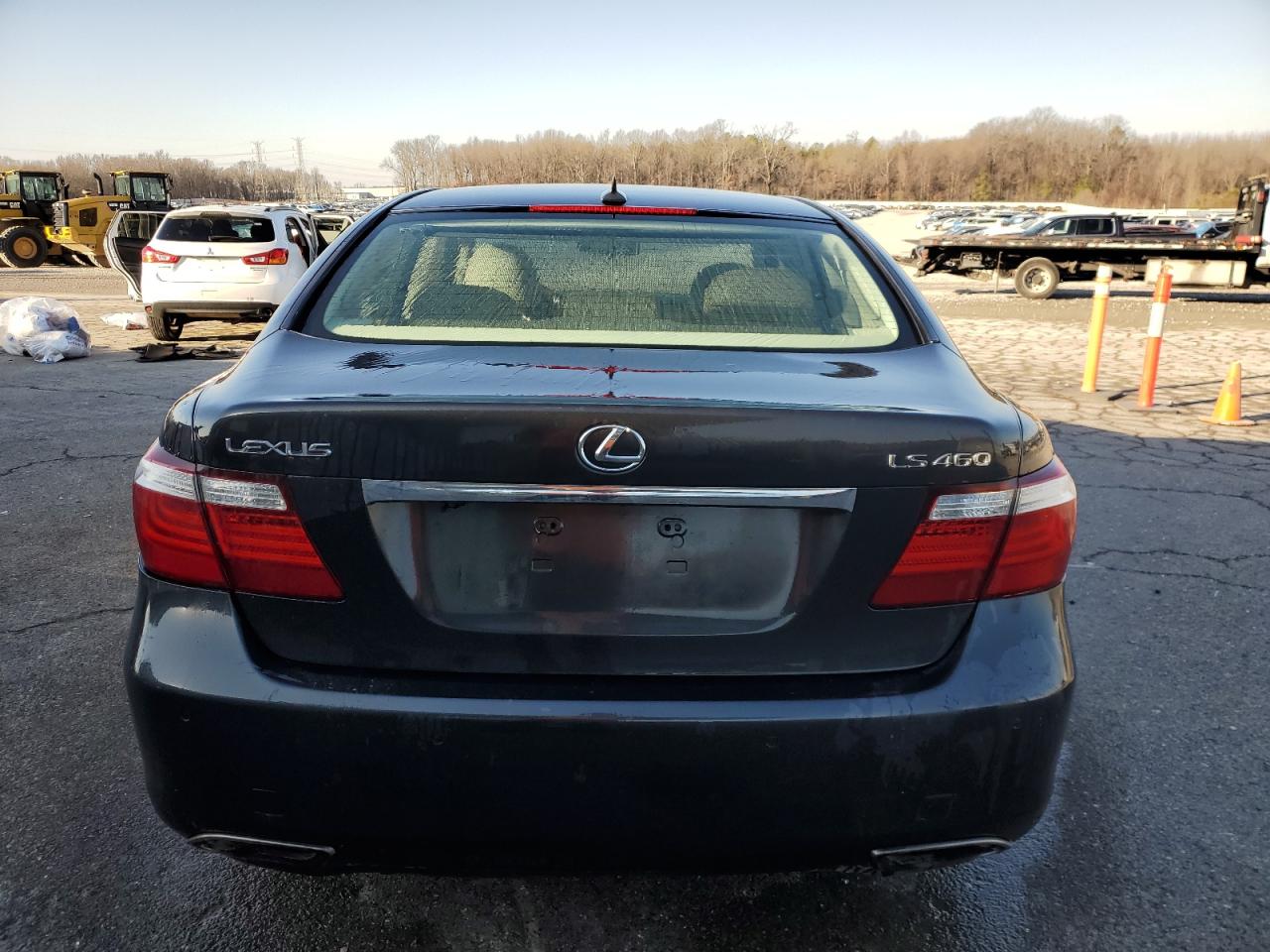 2007 Lexus LS - Image 6
