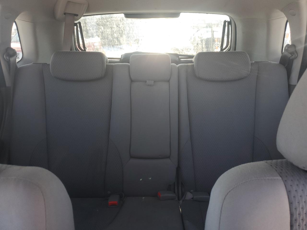 2009 Hyundai Tucson - Image 10