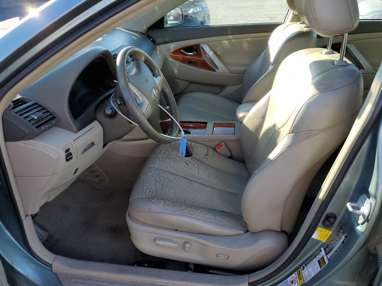 2011 Toyota Camry - Image 7