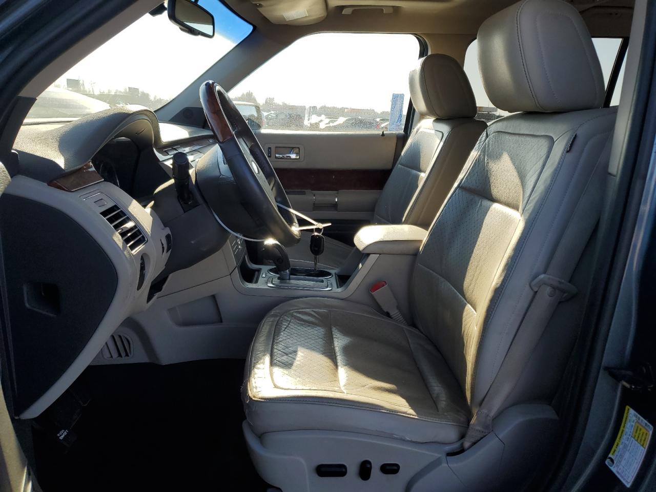 2010 Ford Flex - Image 7