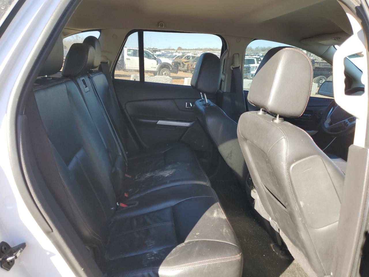 2012 Ford Edge - Image 11