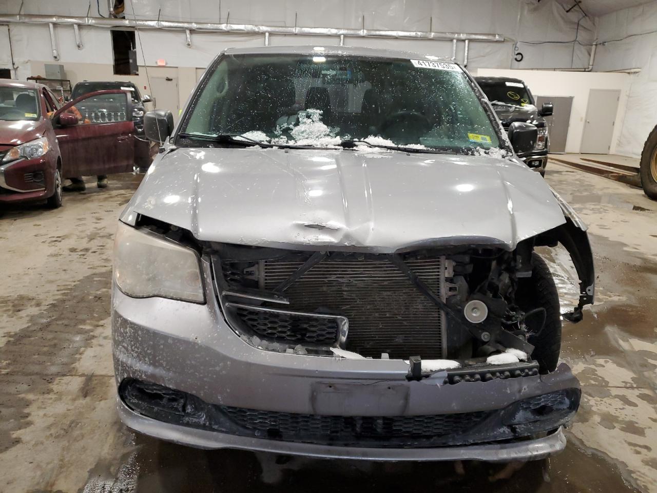 2014 Dodge Caravan - Image 5