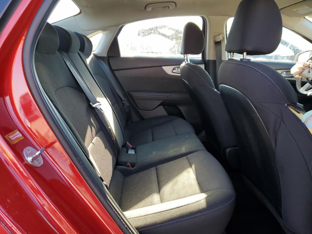2022 Kia Forte - Image 10