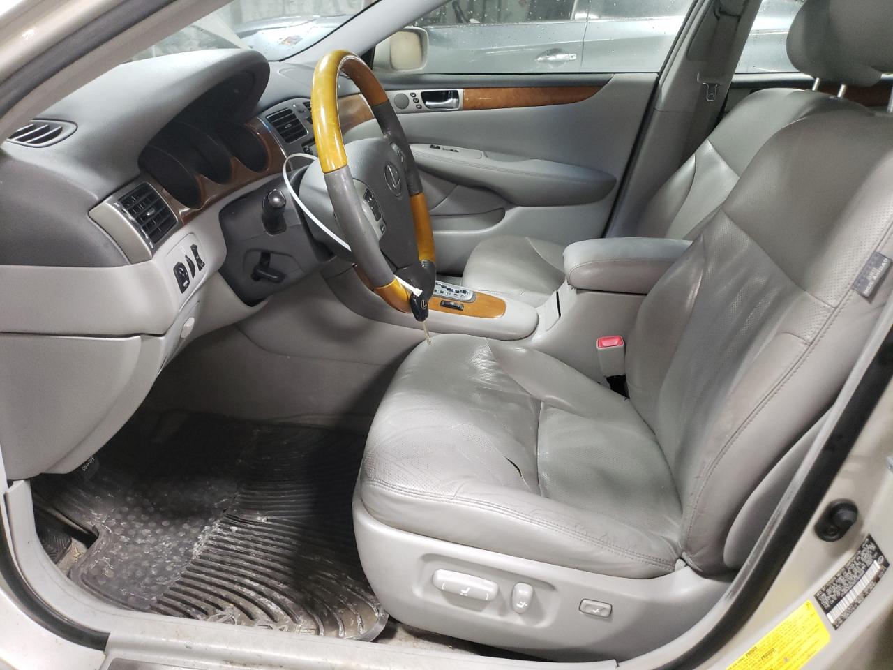 2006 Lexus ES - Image 7