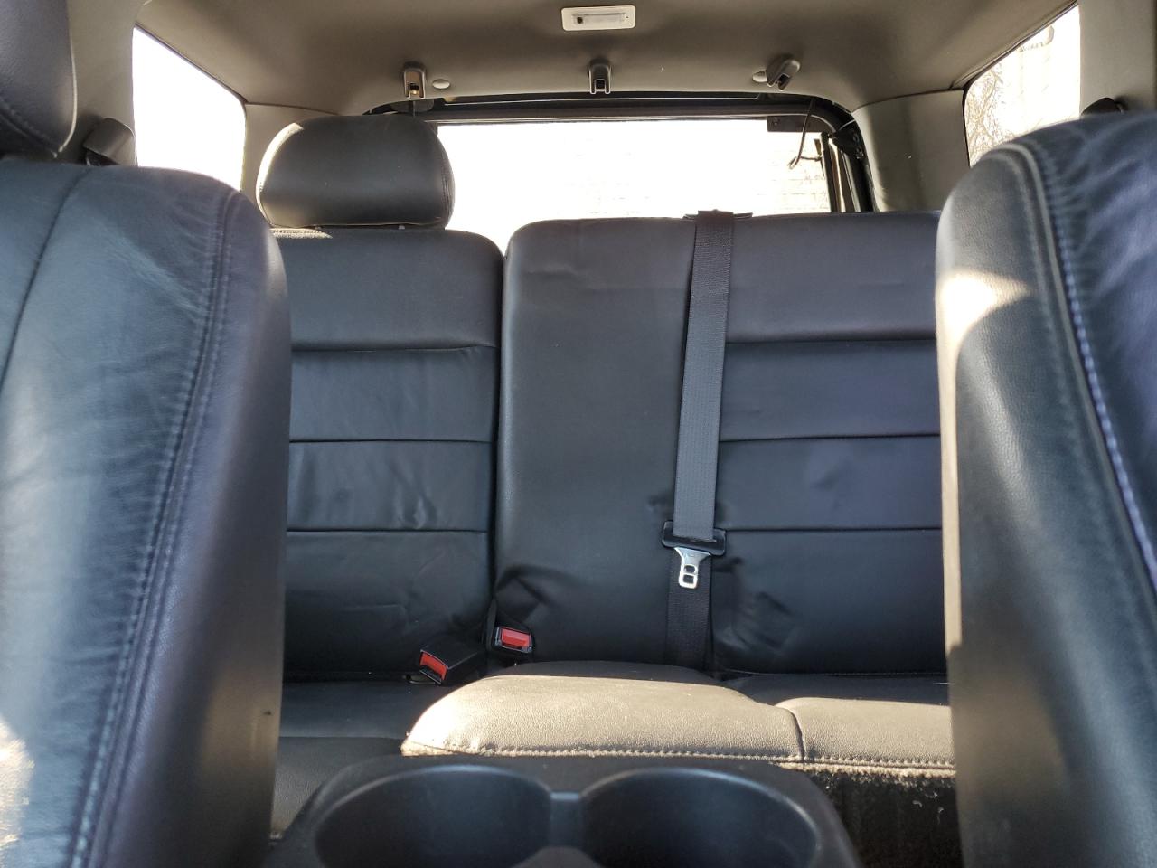 2009 Ford Escape - Image 10