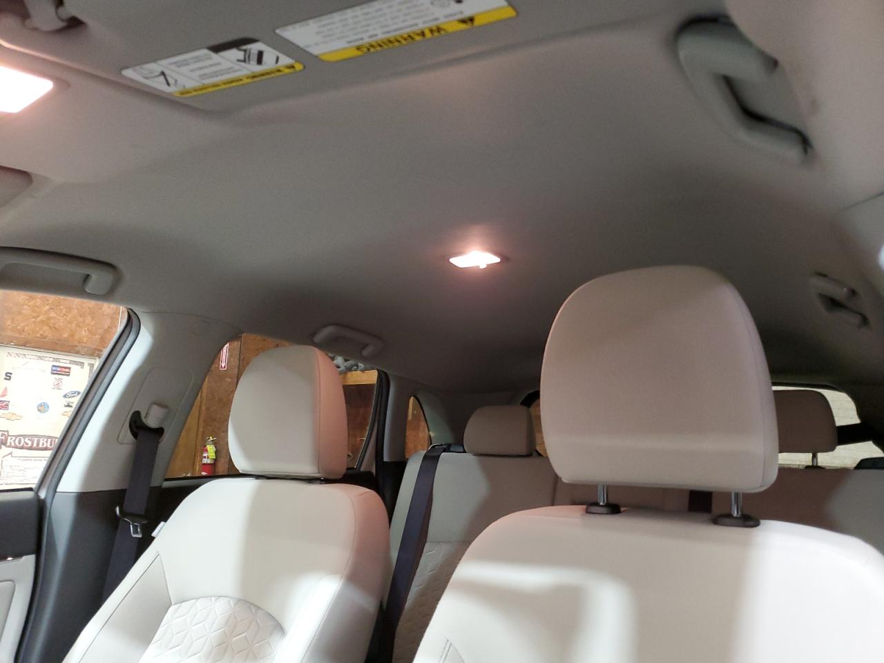 2021 Mitsubishi Outlander - Image 10