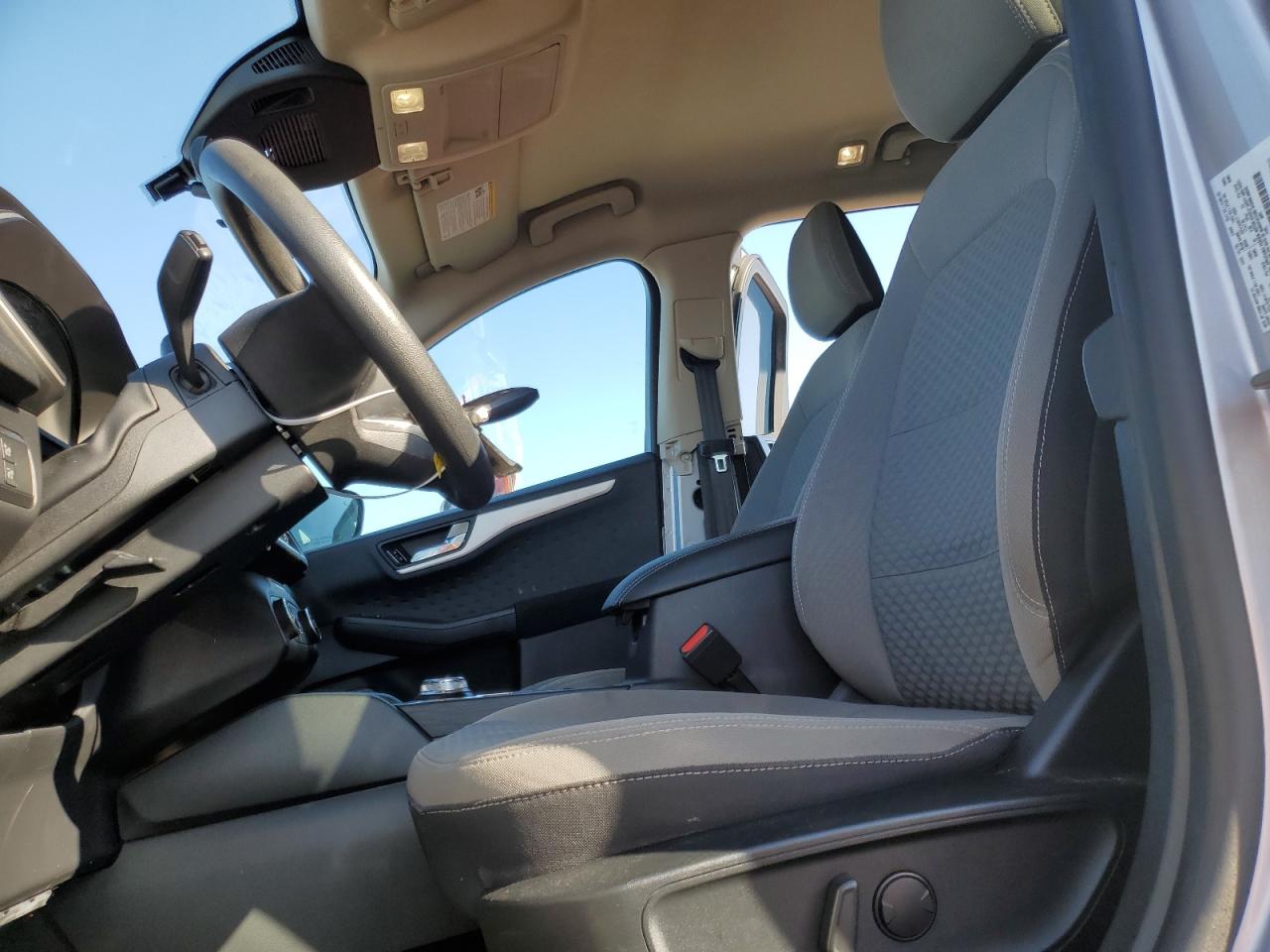 2020 Ford Escape - Image 7