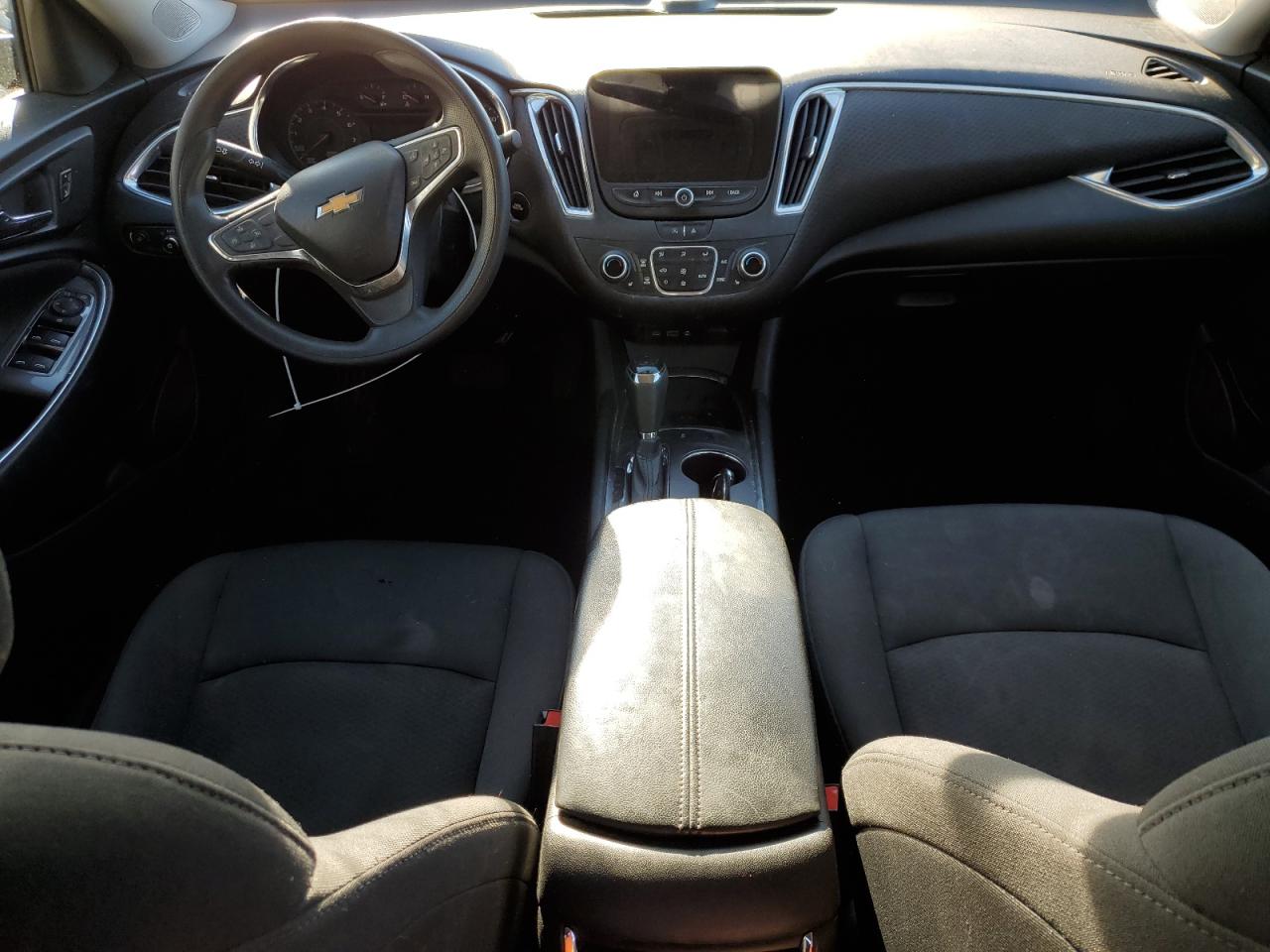 2020 Chevrolet Malibu - Image 8