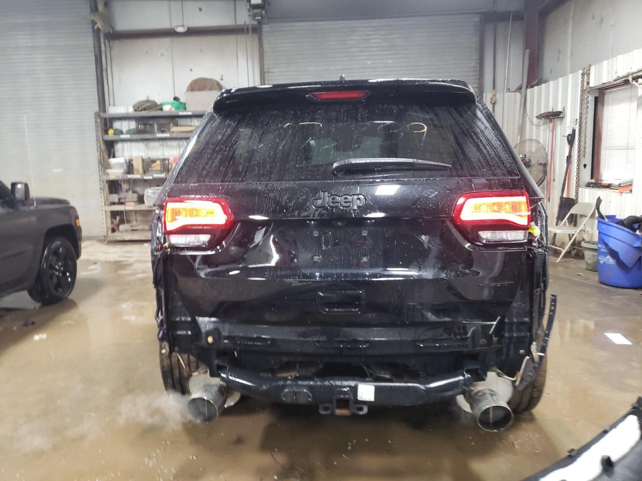 2018 Jeep Grand Cherokee - Image 6