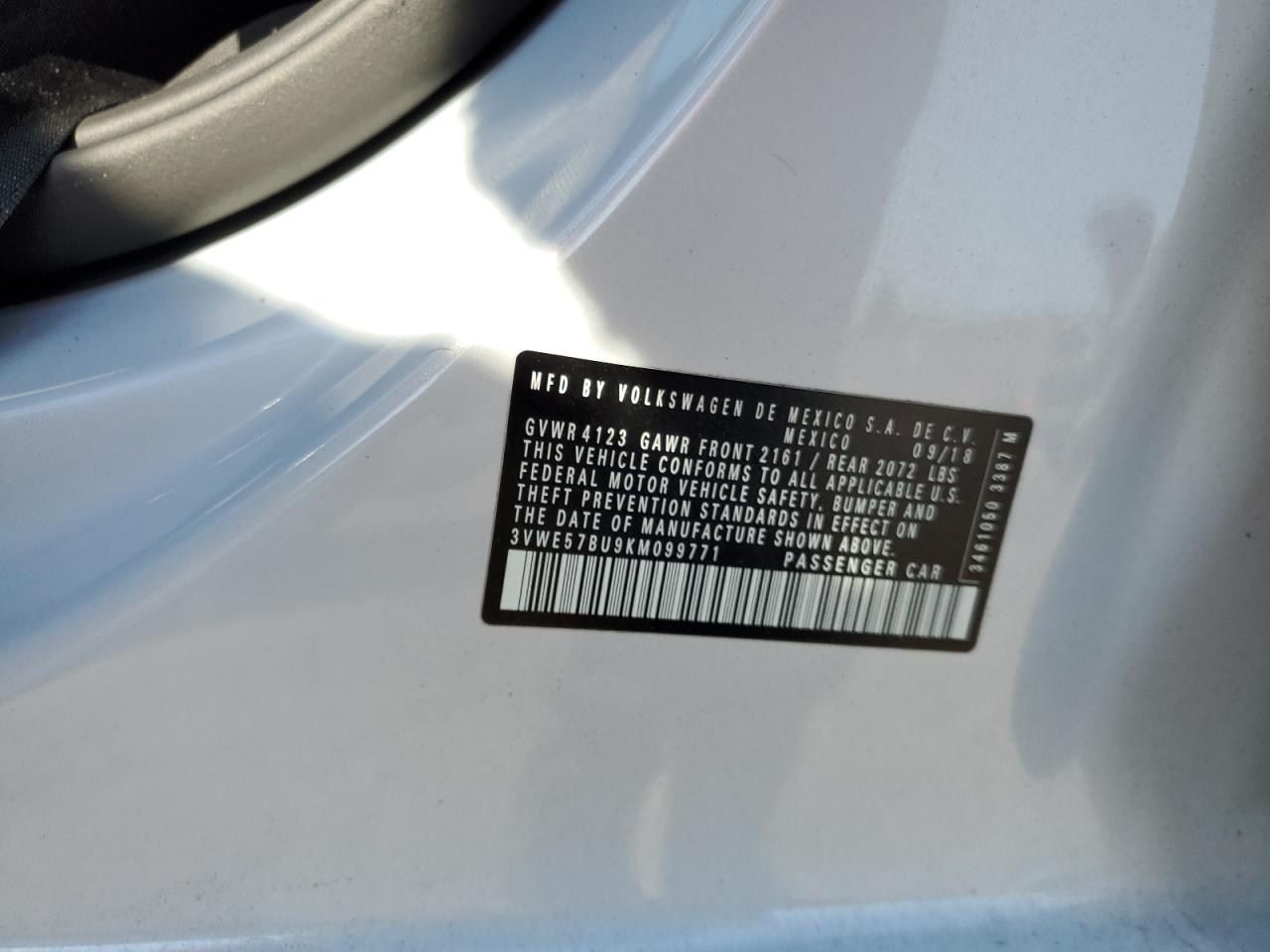 2019 Volkswagen Jetta - Image 14