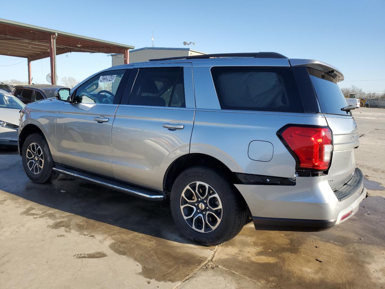 2023 Ford Expedition - Image 2