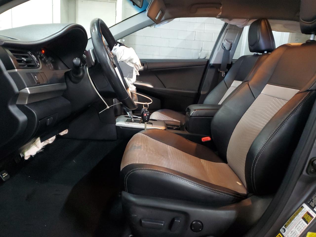 2013 Toyota Camry - Image 7