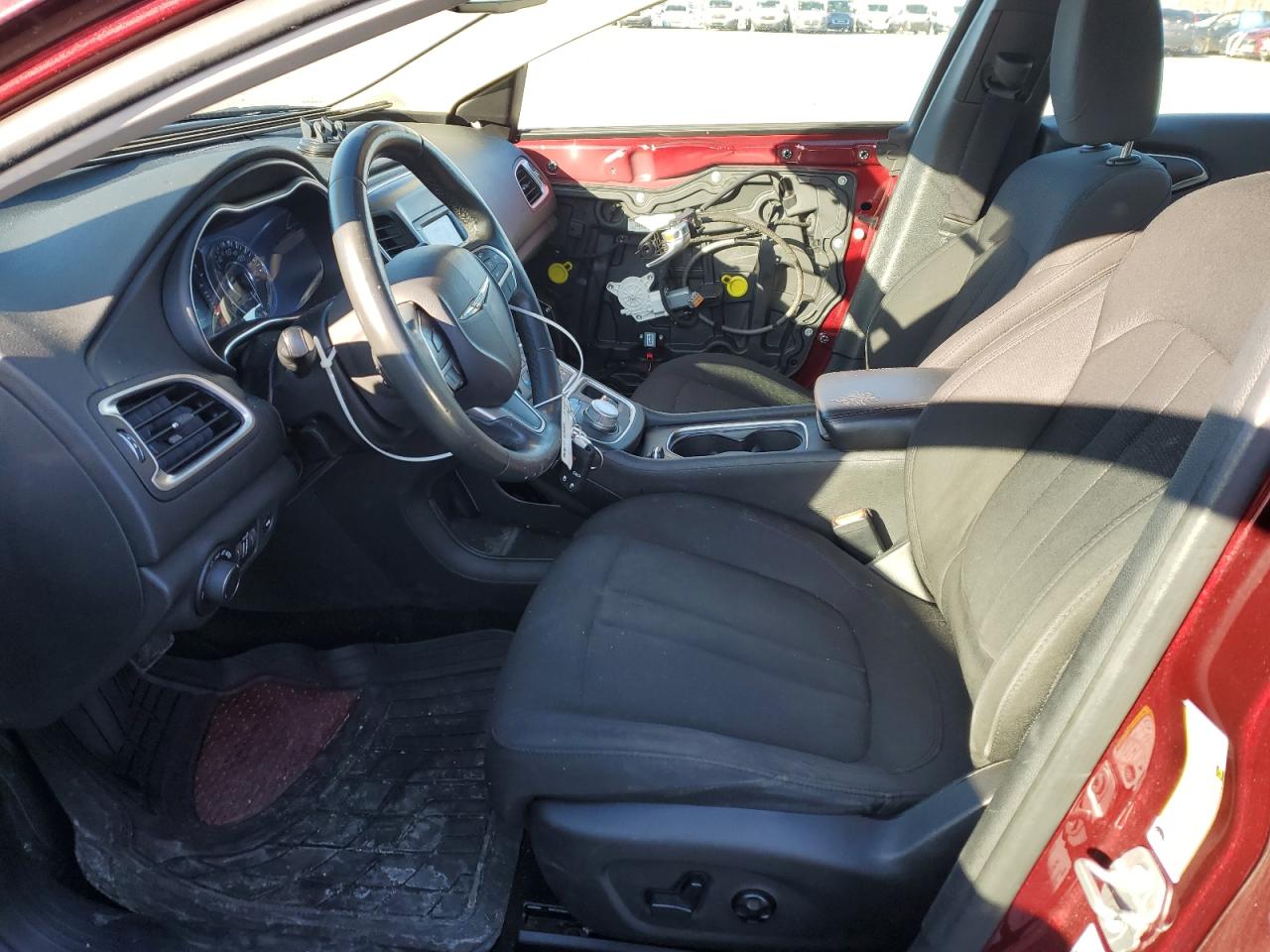 2016 Chrysler 200 - Image 7
