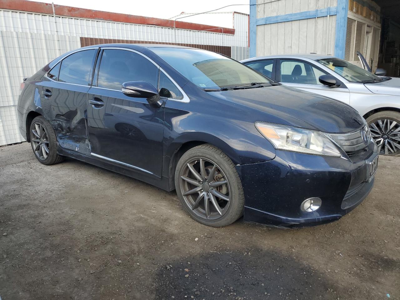 2010 Lexus HS - Image 4