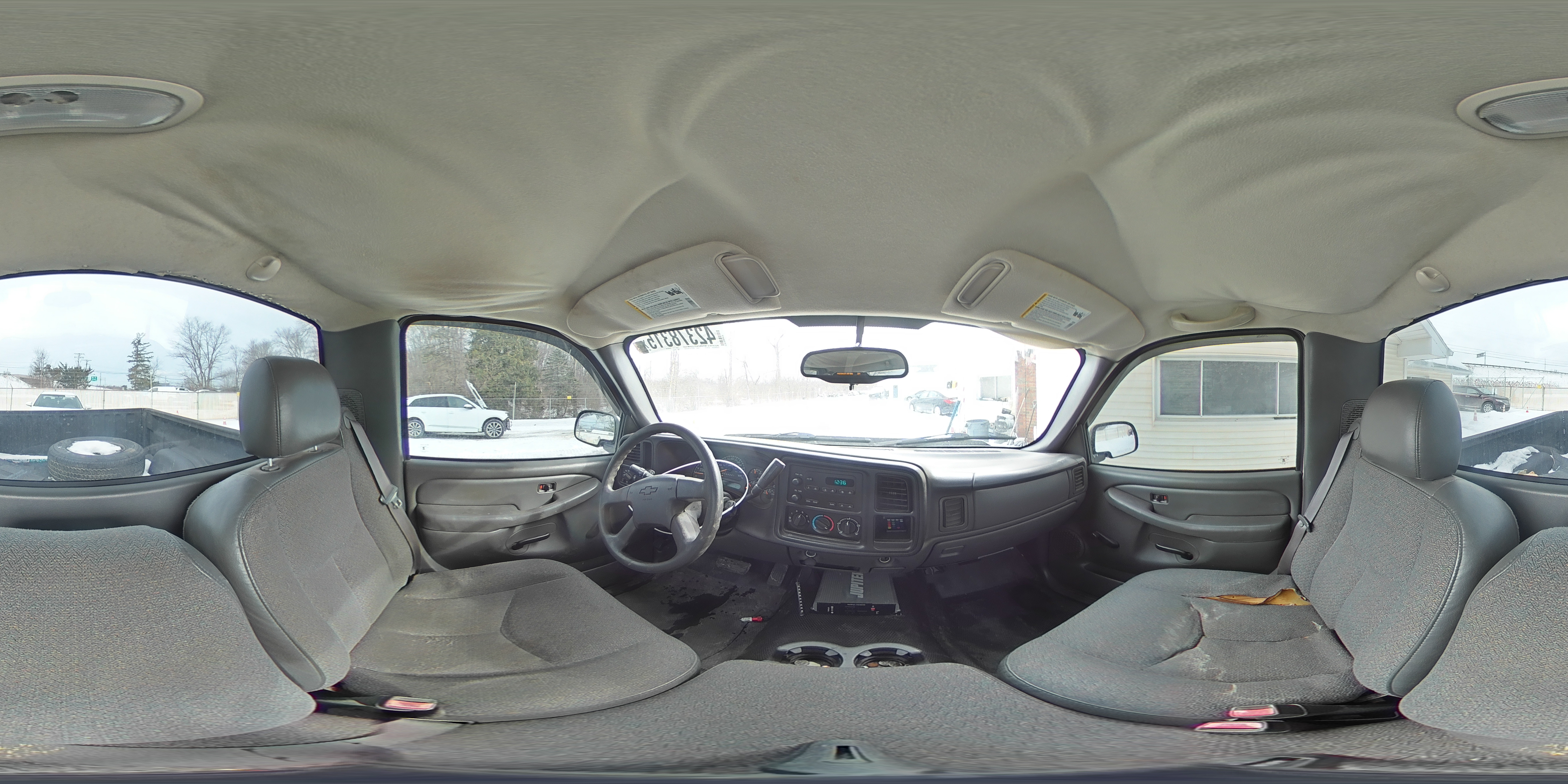 2007 Chevrolet Silverado - Image 12