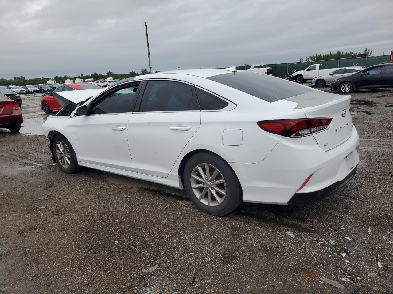 2018 Hyundai Sonata - Image 2