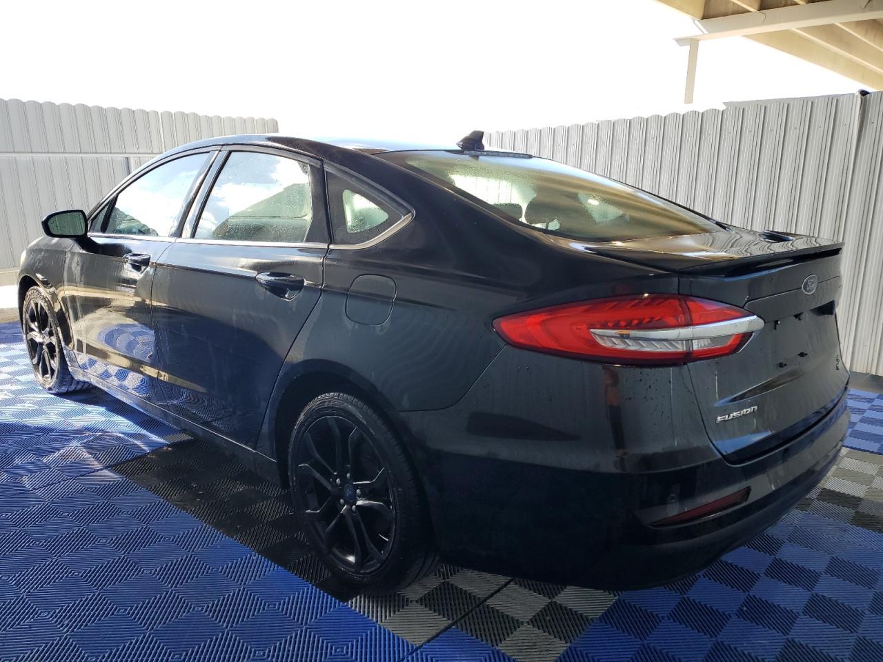2020 Ford Fusion - Image 2