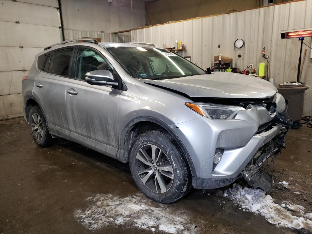2018 Toyota RAV 4 - Image 4