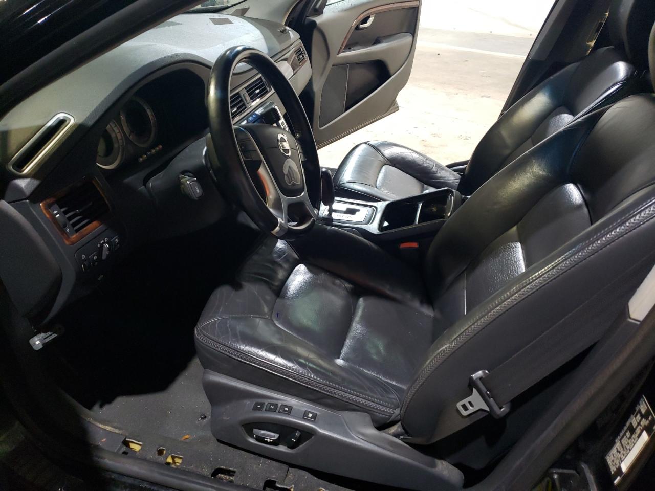 2011 Volvo Xc70 T6 VIN: YV4902BZ6B1099870 Lot: 42609255