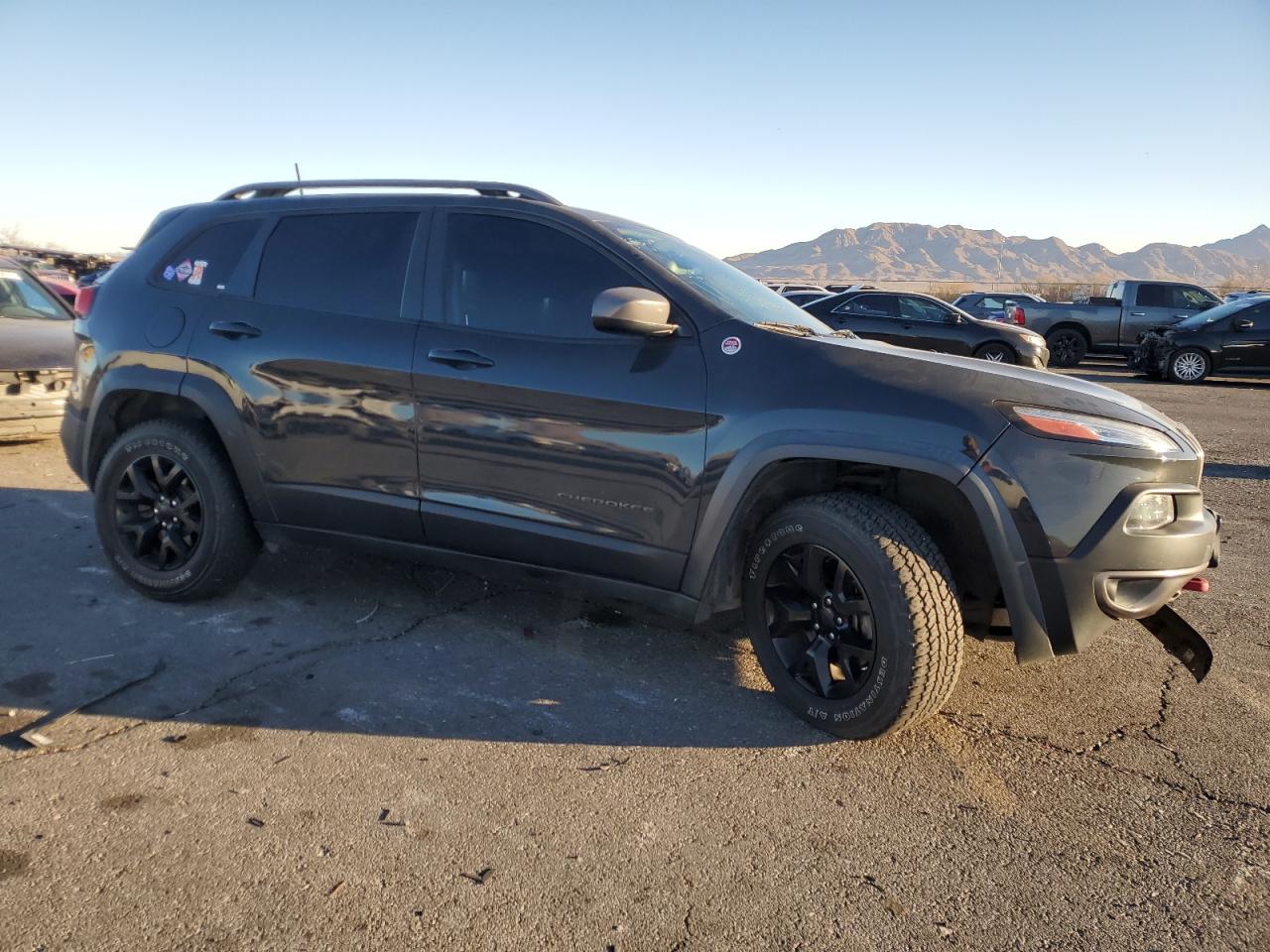 2016 Jeep Cherokee - Image 4