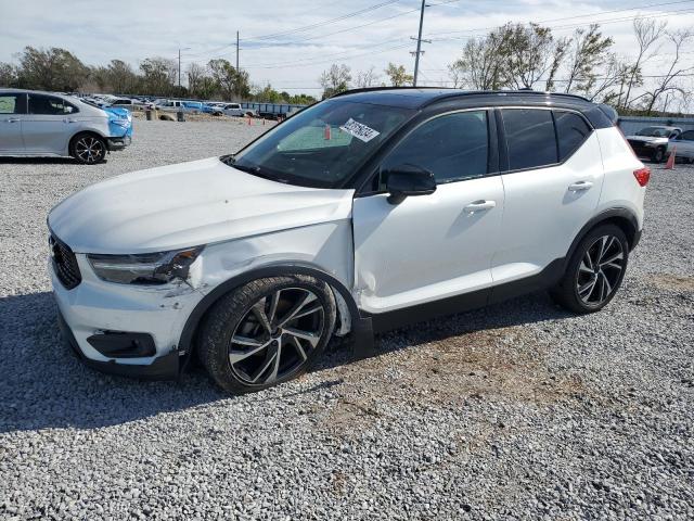 2020 Volvo Xc40 T5 R-Design