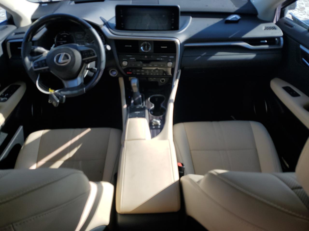 2022 Lexus RX - Image 8