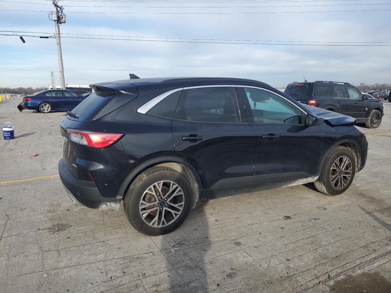 2021 Ford Escape - Image 3