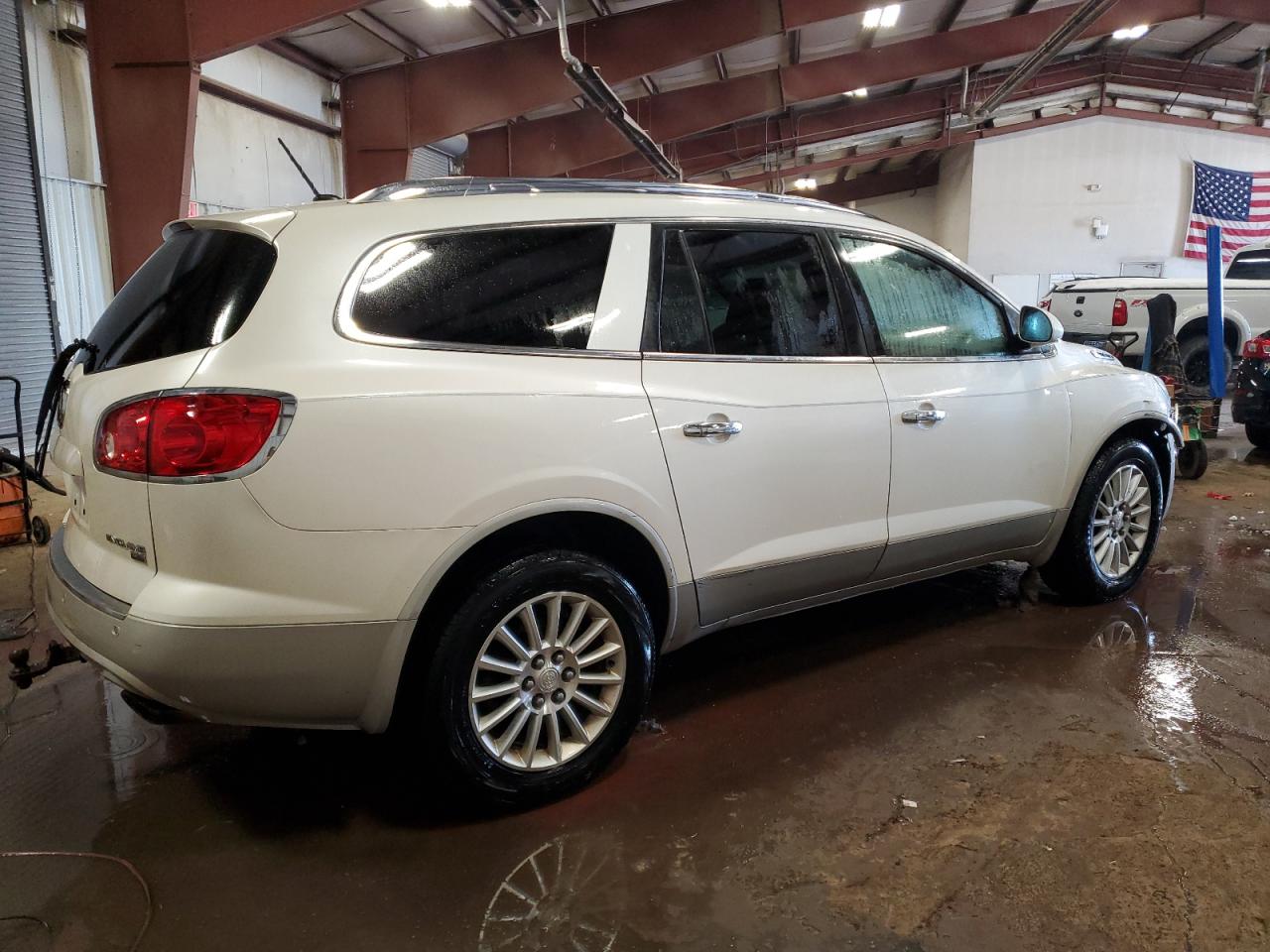 2011 Buick Enclave - Image 3