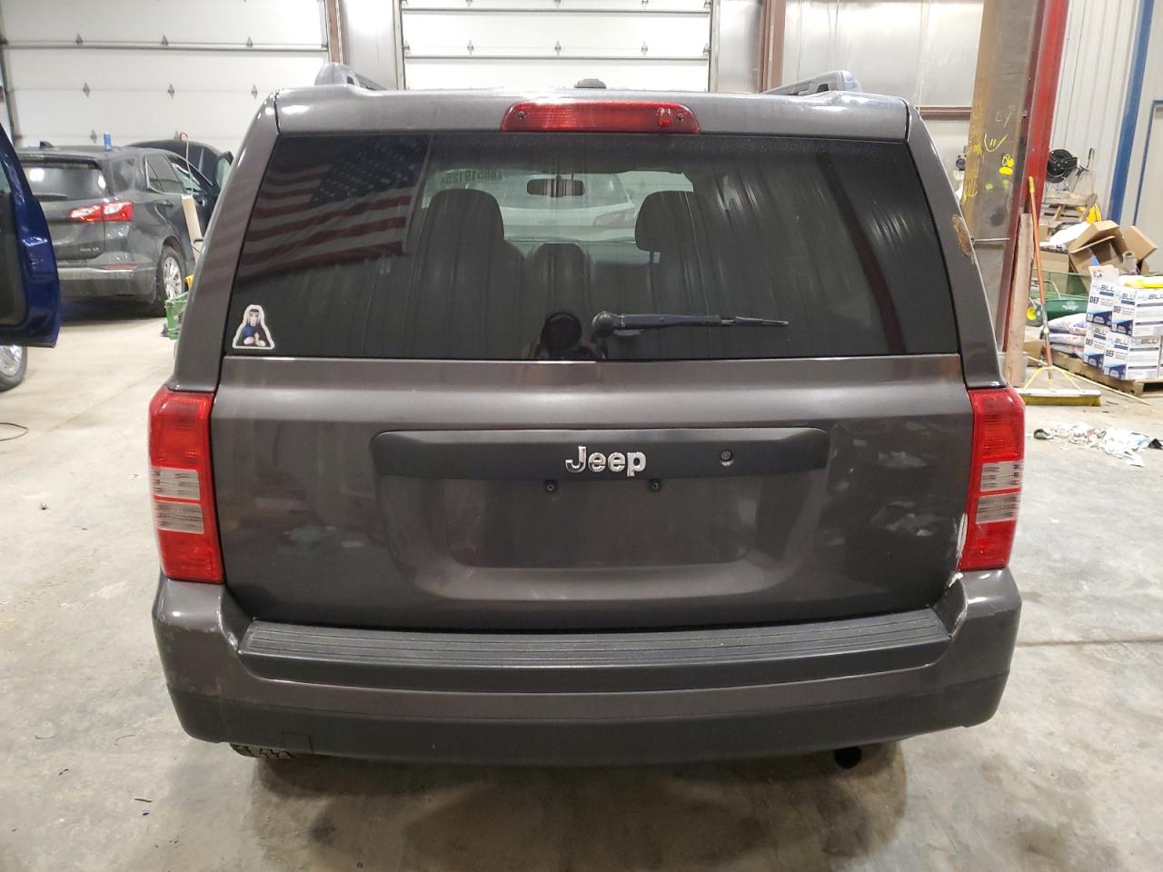 VIN 1C4NJPBA2GD659539 2016 JEEP PATRIOT no.6