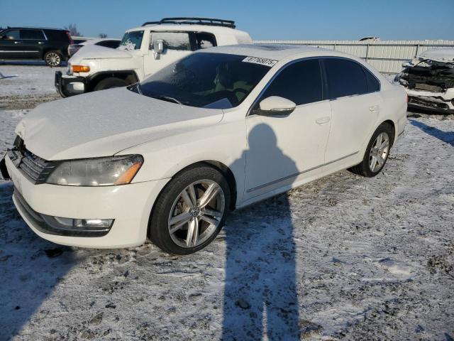 2012 Volkswagen Passat Sel