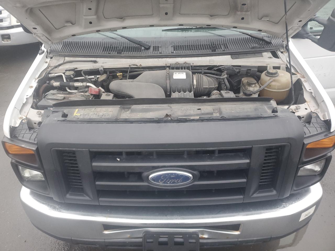 2011 Ford Econoline - Image 12