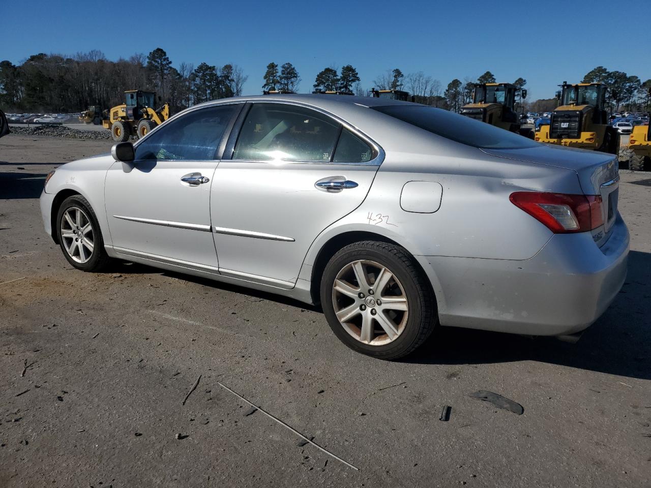 2009 Lexus ES - Image 2