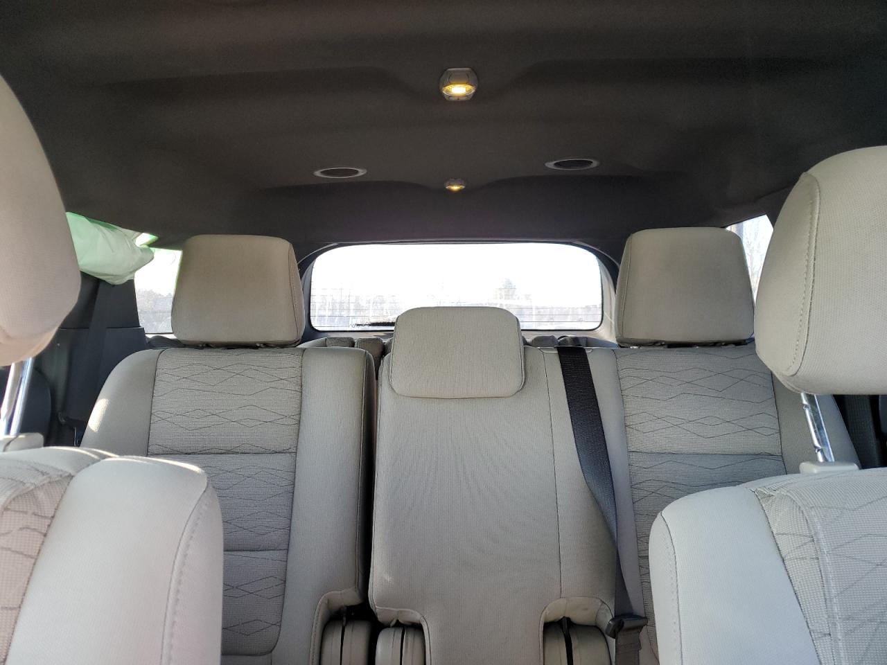 2014 Ford Explorer - Image 10