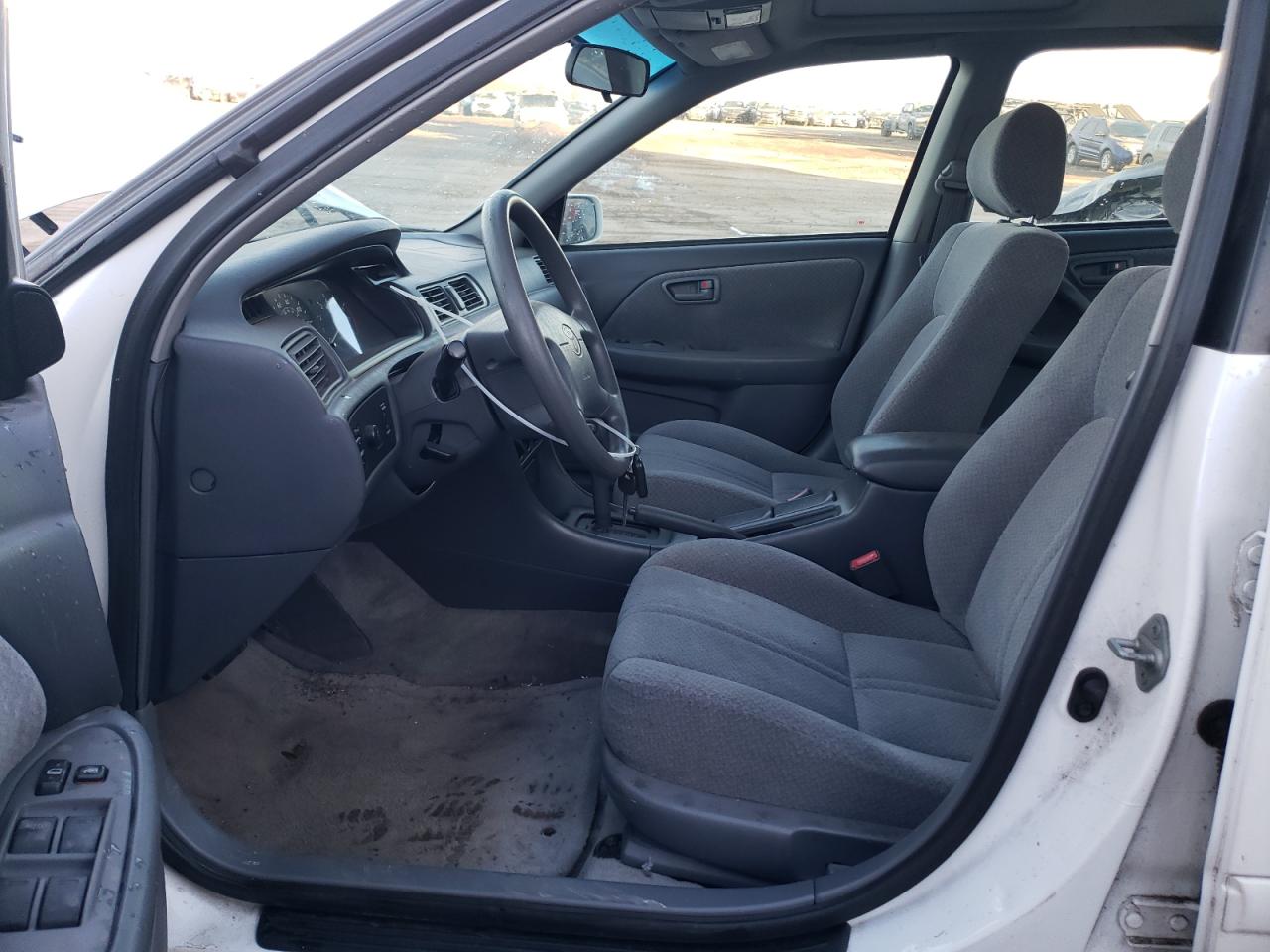 2001 Toyota Camry - Image 7