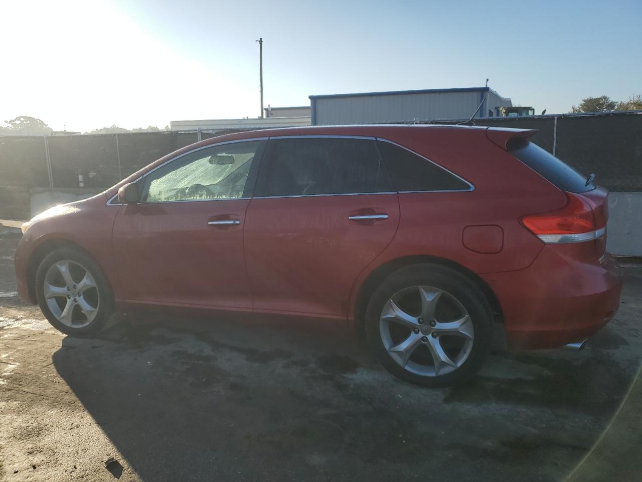 2009 Toyota Venza - Image 2
