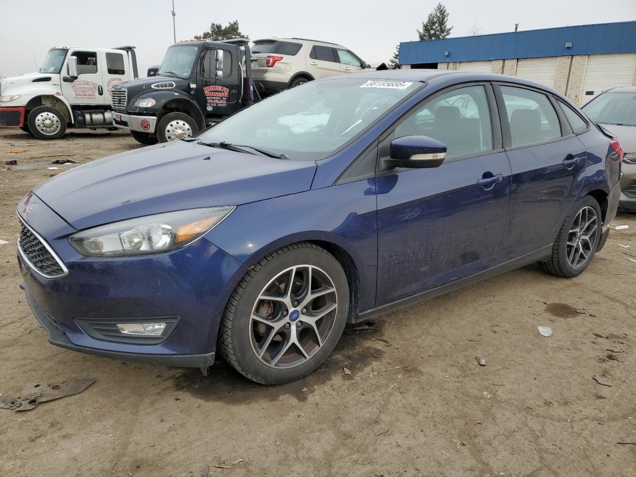 VIN 1FADP3H26HL229321 2017 FORD FOCUS no.1