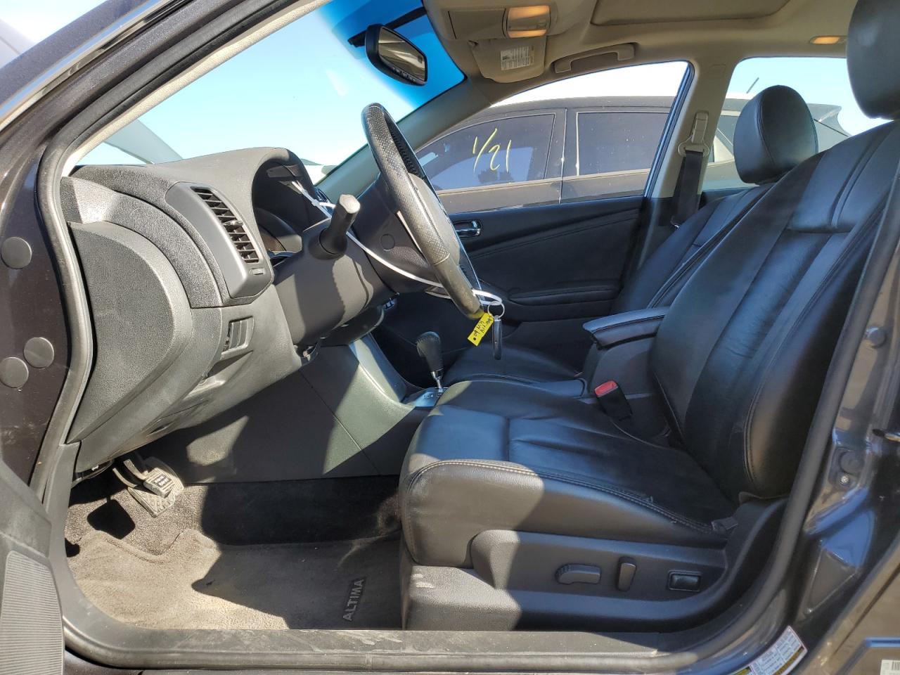 2009 Nissan Altima - Image 7